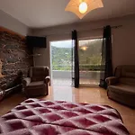 度假居 Casa Duque In With Ac And Heating 桑塔纳