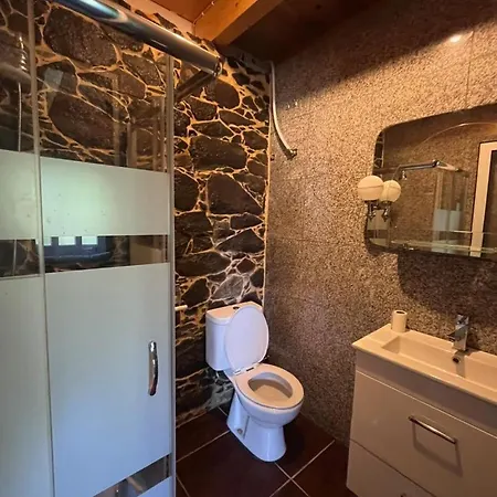 Casa Duque 3-bedroom Mountain Retreat With Terrace & Parking Casa vacanze *