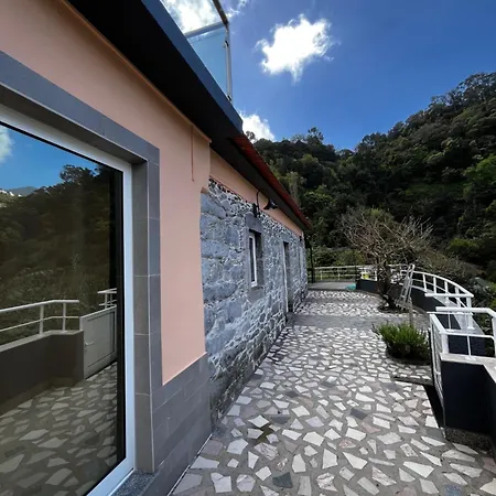 Casa vacanze Casa Duque 3-bedroom Mountain Retreat With Terrace & Parking Santana (Madeira)